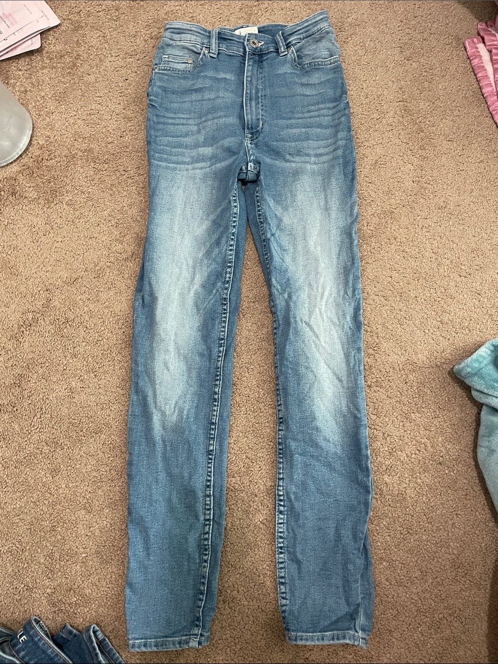 H&M